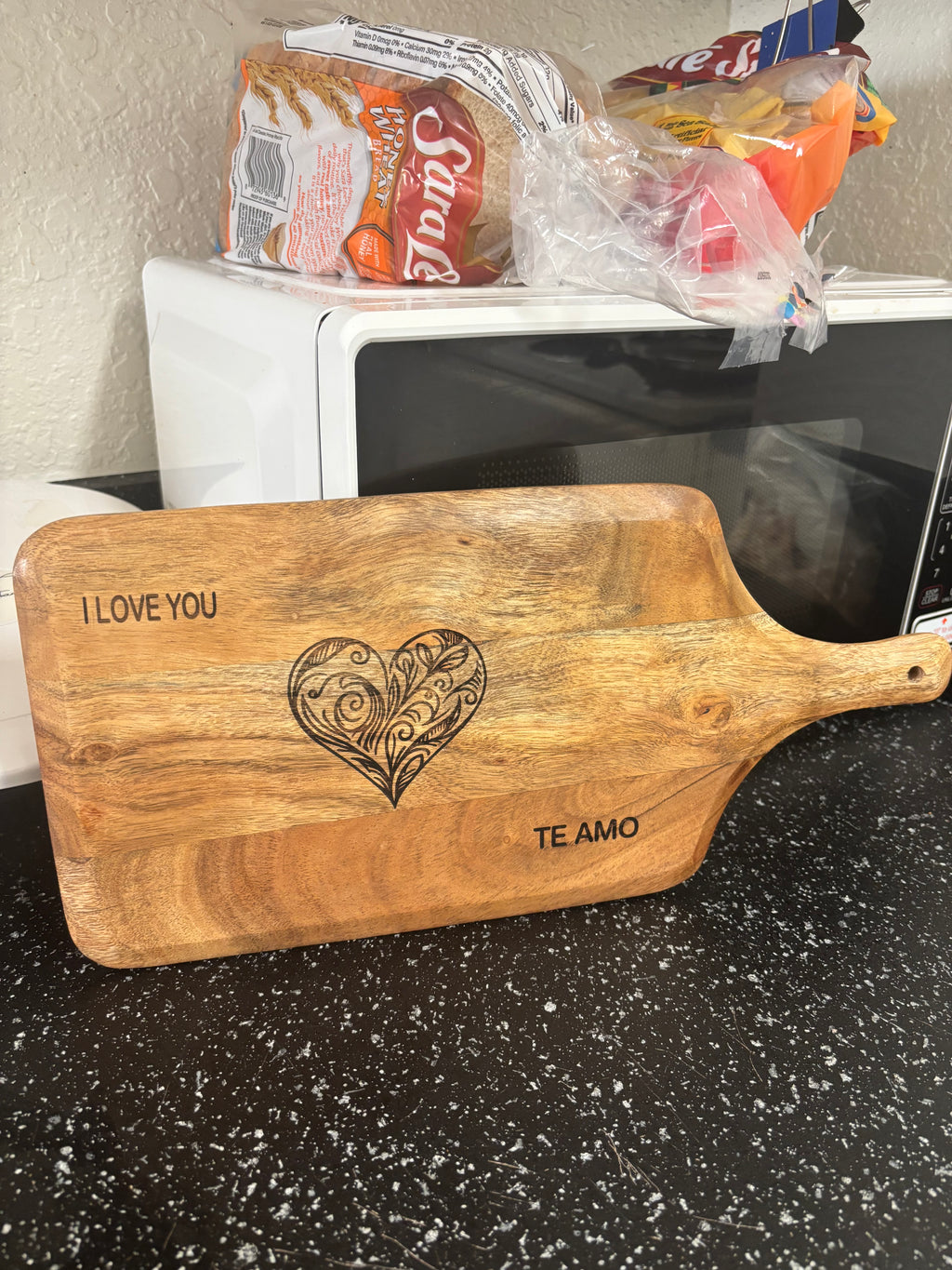 Personalized Charcuterie Board with Handle – Custom Engraved Cutting Board Gift.Acacia Wood.Size 15”x7”
