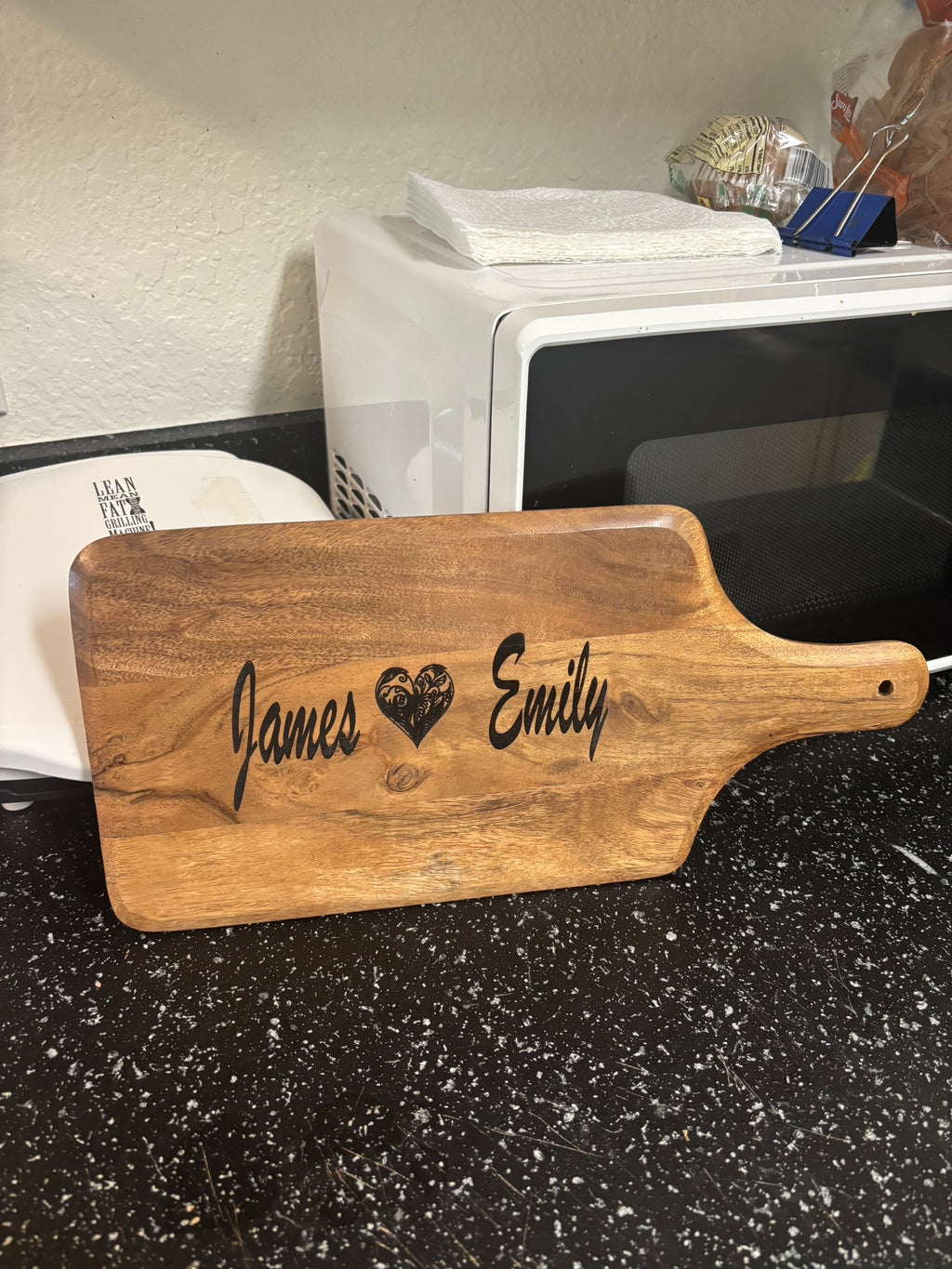 Personalized Charcuterie Board with Handle – Custom Engraved Cutting Board Gift.Acacia Wood.Size 15”x7”
