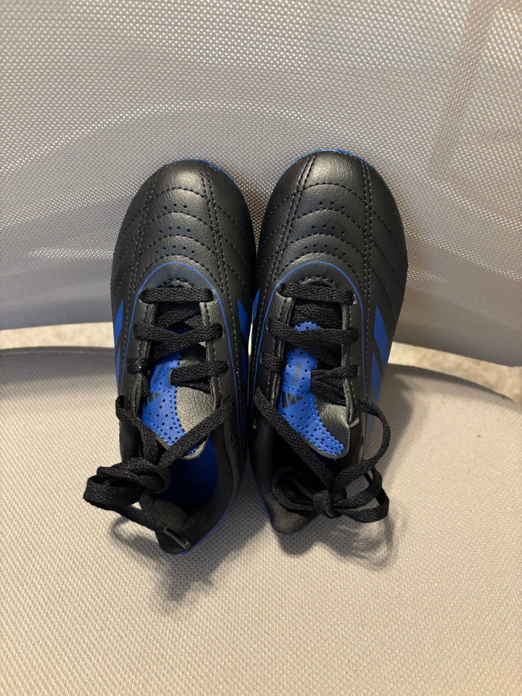 Kids Adidas Soccer Cleats - Size 10K US