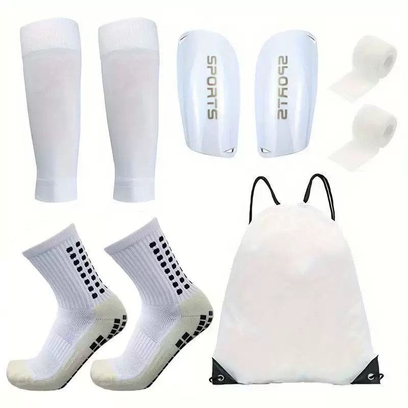 Kit de Fútbol Profesional 5 en 1 – Máxima Protección y Rendimiento.Blanco