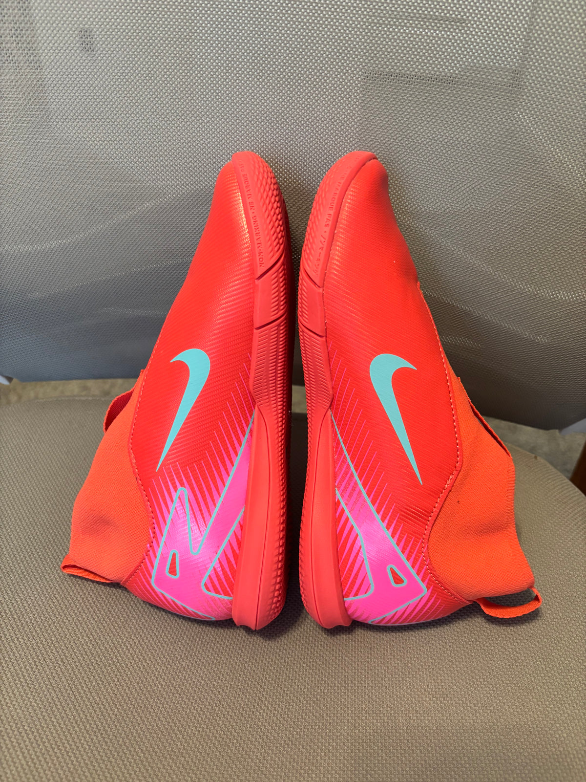 Nike Jr. Mercurial Superfly 10 Academy IC (Ember Glow/Aurora Green)Size 3Y kids