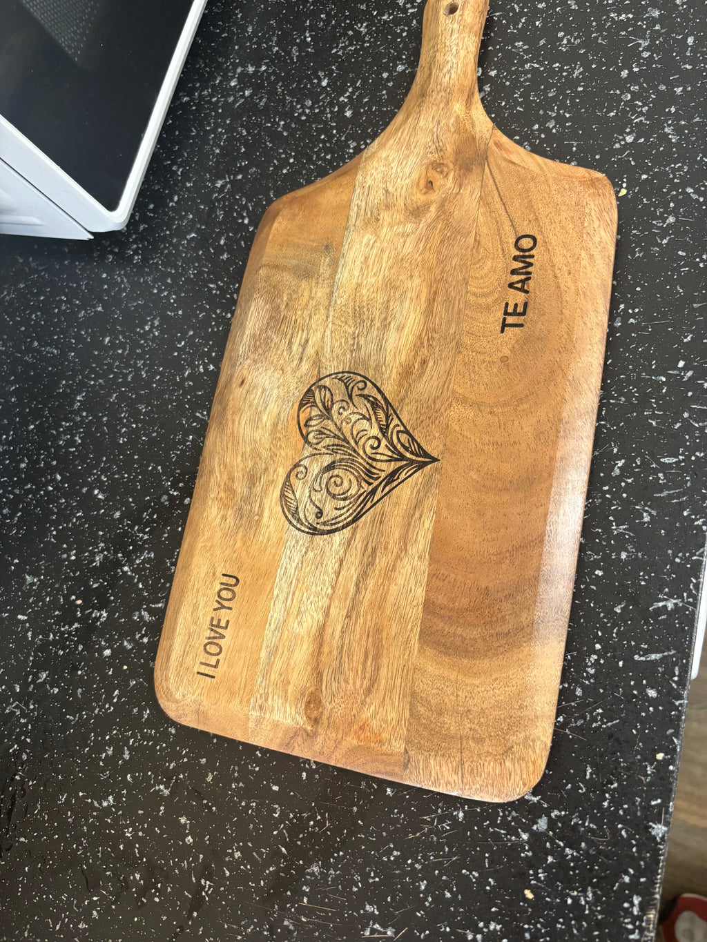 Personalized Charcuterie Board with Handle – Custom Engraved Cutting Board Gift.Acacia Wood.Size 15”x7”